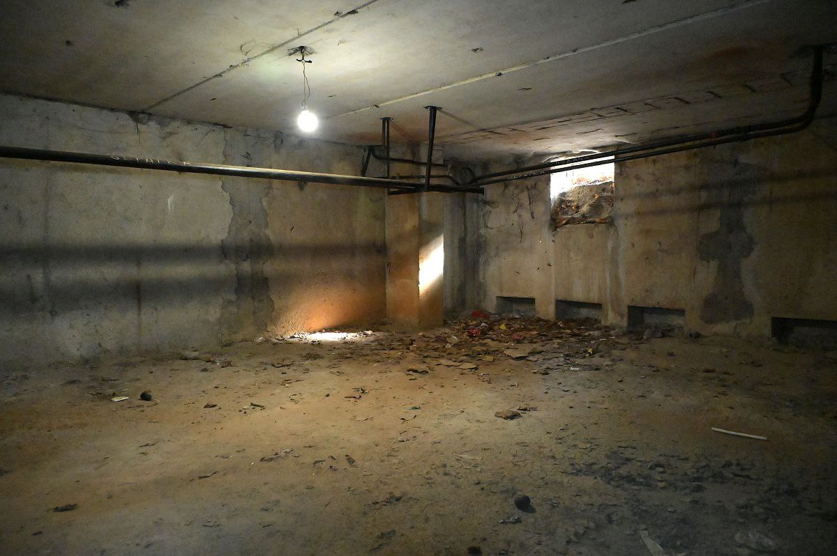 В Сочи продолжается плановая работа по очистке подвалов многоквартирных домов В Сочи продолжается плановая работа по очистке подвалов многоквартирных домов