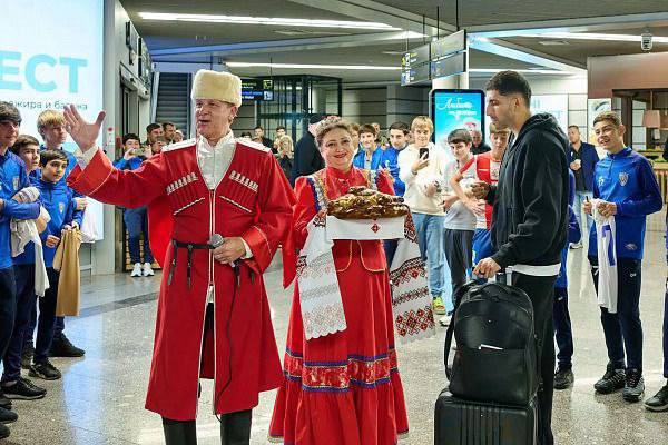 В Сочи прибыла сборная Чили по футболу В Сочи прибыла сборная Чили по футболу