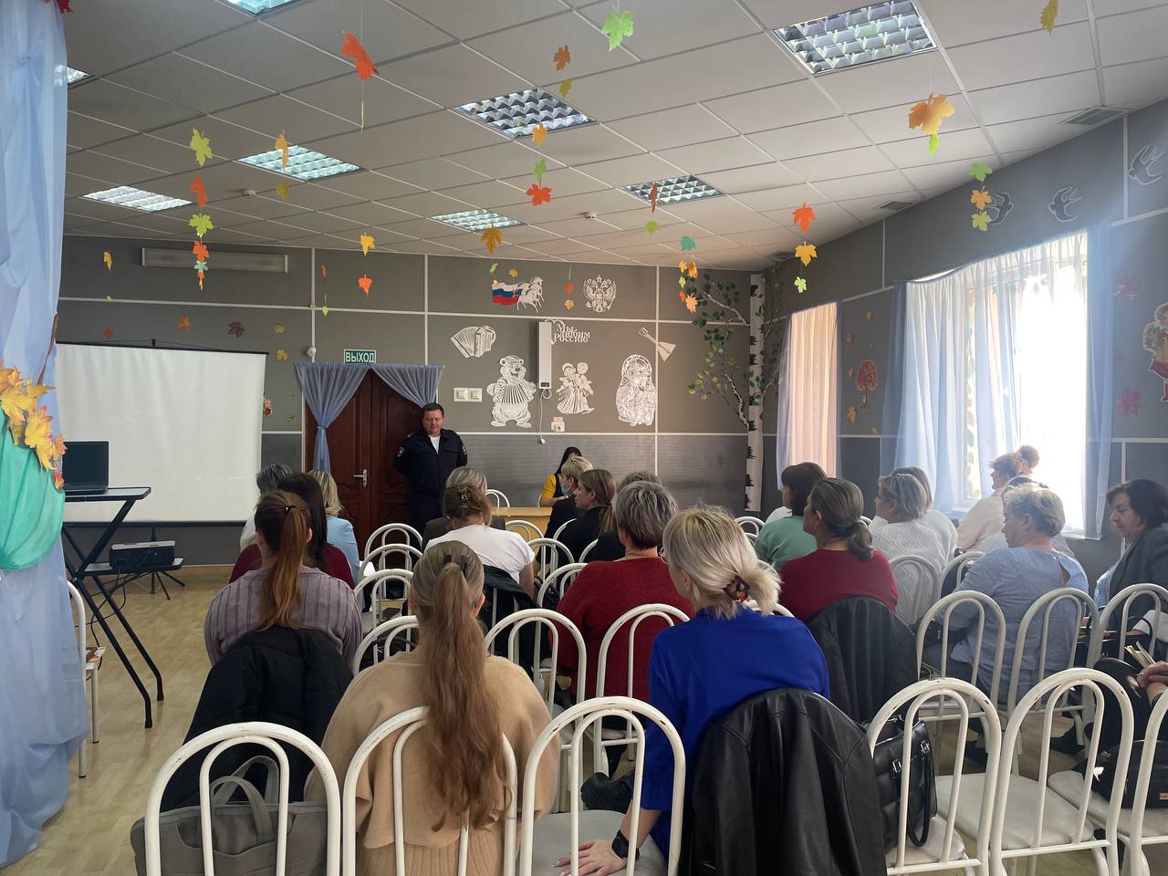 Сотрудники Госавтоинспекции Усть-Лабинского района провели рабочую встречу с директорами образовательных учреждений Сотрудники Госавтоинспекции Усть-Лабинского района провели рабочую встречу с директорами образовательных учреждений