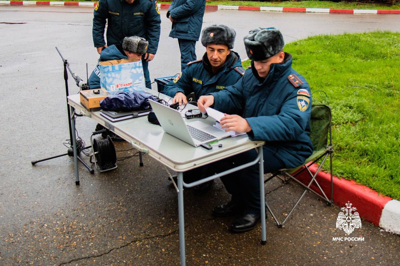 Пожарно-тактические учения успешно завершены для личного состава Главного управления! Пожарно-тактические учения успешно завершены для личного состава Главного управления!
