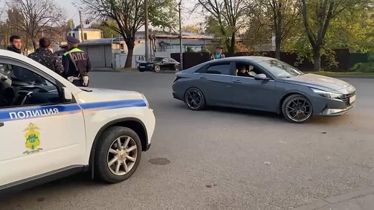 Сотрудниками Госавтоинспекции по городу Краснодару продолжается профилактическая работа по пресечению грубых правонарушений с использованием экипажей скрытого патрулирования