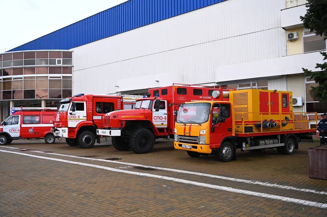 Готовность служб Краснодара к работе в зимний период обсудили на заседании комиссии по предупреждению и ликвидации ЧС Готовность служб Краснодара к работе в зимний период обсудили на заседании комиссии по предупреждению и ликвидации ЧС