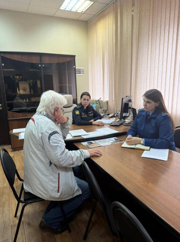 Прокуратурой Центрального административного округа г. Краснодара проведен выездной прием граждан по вопросам соблюдения законодательства об исполнительном производстве