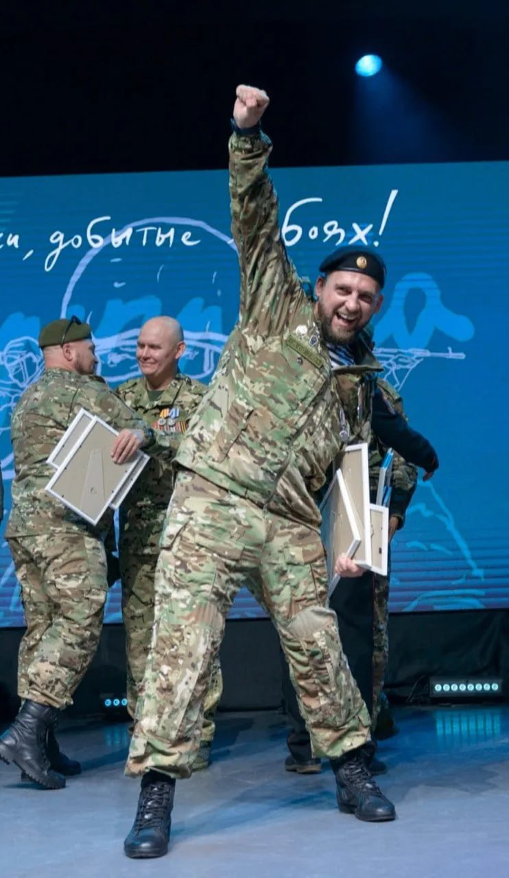 Новороссиец Виктор Гончарук одержал победу на фестивале творчества участников СВО Новороссиец Виктор Гончарук одержал победу на фестивале творчества участников СВО