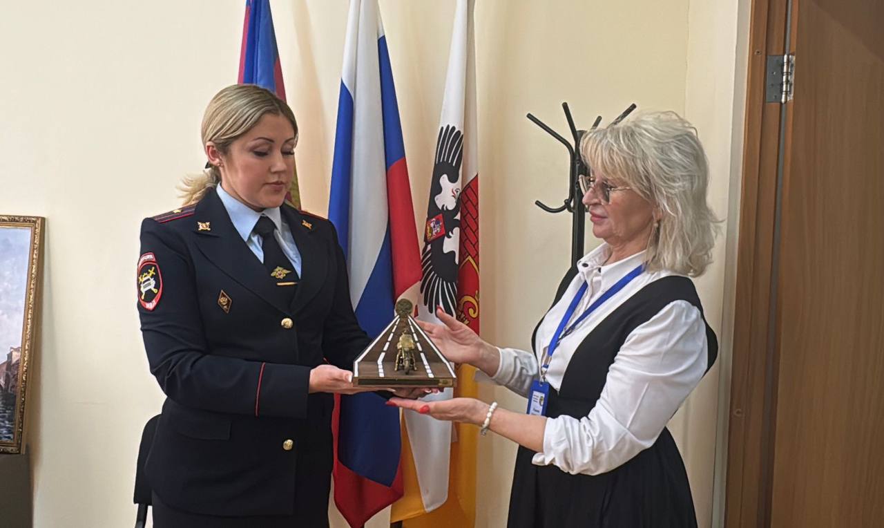 Торжественный городской слёт знатоков ПДД и открытие Музея истории ЮИД состоялись в Краснодаре Торжественный городской слёт знатоков ПДД и открытие Музея истории ЮИД состоялись в Краснодаре