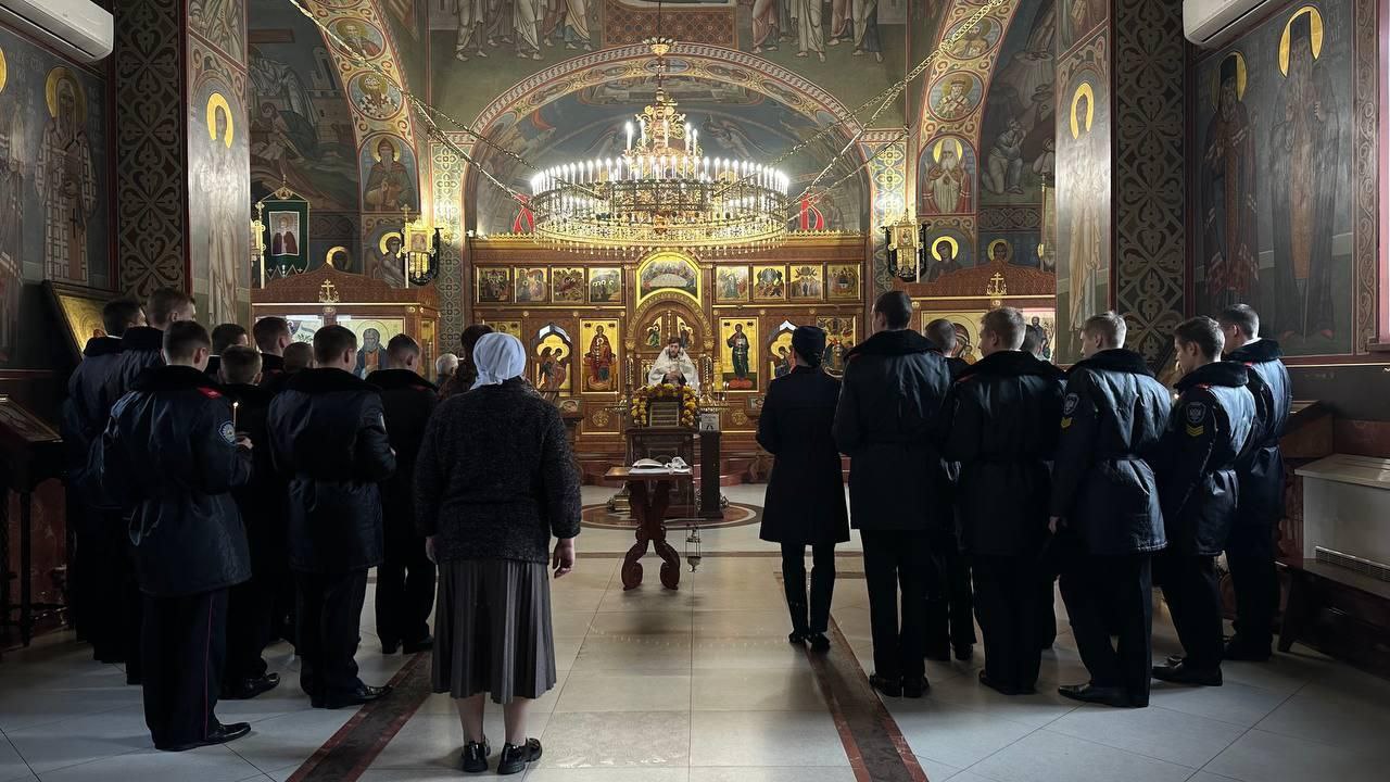 В Свято-Успенском соборе города Новороссийска состоялась траурная панихида по погибшим в дорожно-транспортных происшествиях В Свято-Успенском соборе города Новороссийска состоялась траурная панихида по погибшим в дорожно-транспортных происшествиях