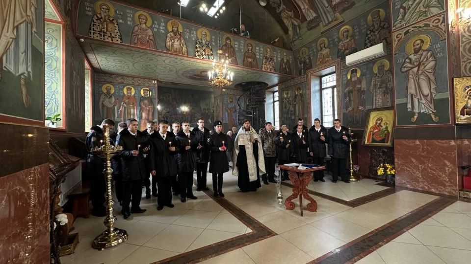 В Свято-Успенском соборе города Новороссийска состоялась траурная панихида по погибшим в дорожно-транспортных происшествиях