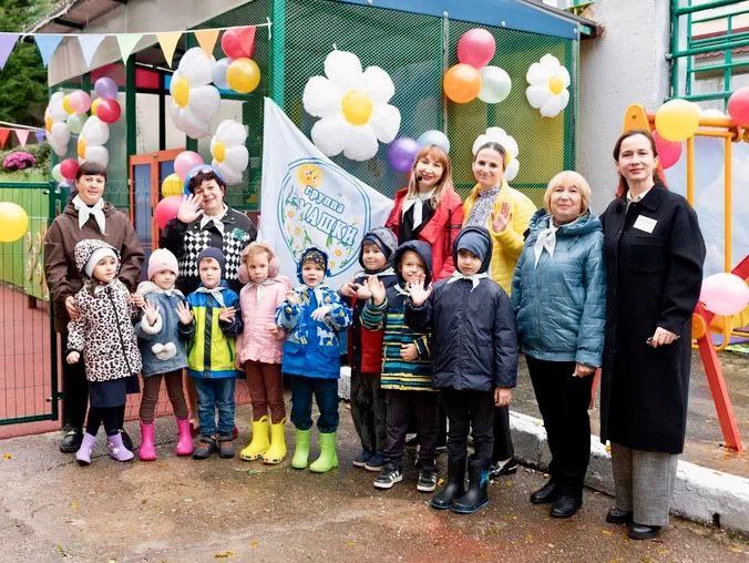В Сочи в рамках инициативного бюджетирования обустроена площадка для детей с ограниченными возможностями здоровья В Сочи в рамках инициативного бюджетирования обустроена площадка для детей с ограниченными возможностями здоровья
