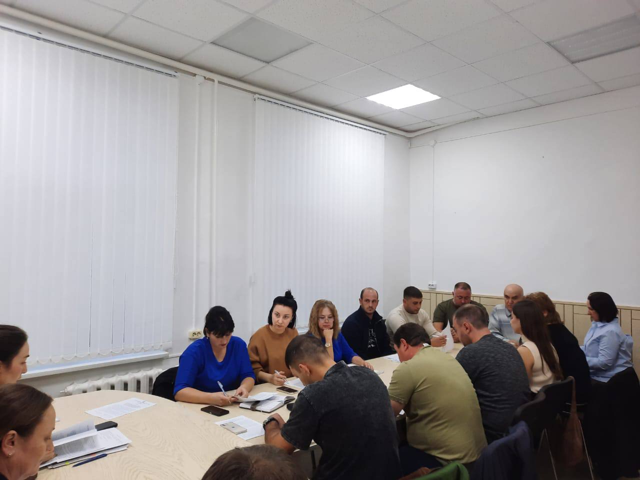 Заместителем прокурора Апшеронского района Сергеем Съемщиковым принято участие во вне очередной сессии Совета Нефтегорского городского поселения Апшеронского района