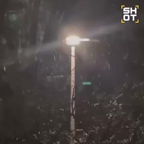 Первый снег пошёл в Москве!