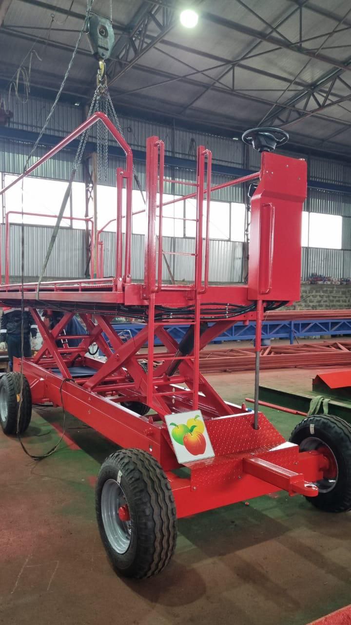 В АРМАВИРЕ РАЗРАБОТАЛИ САМОХОДНУЮ ПЛАТФОРМУ ДЛЯ СБОРА УРОЖАЯ В АРМАВИРЕ РАЗРАБОТАЛИ САМОХОДНУЮ ПЛАТФОРМУ ДЛЯ СБОРА УРОЖАЯ