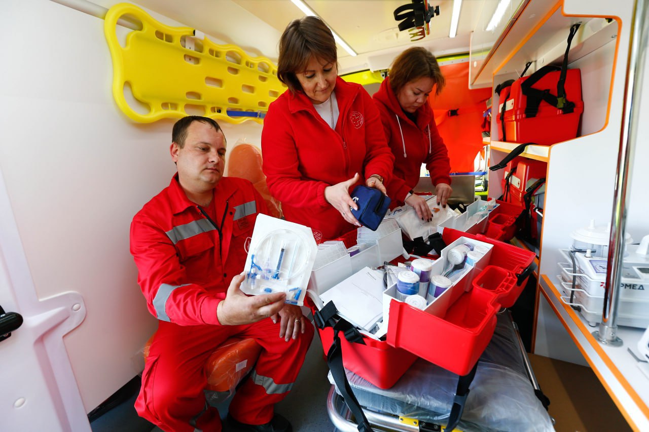 Медучреждениям Краснодарского края передали 49 автомобилей скорой помощи Медучреждениям Краснодарского края передали 49 автомобилей скорой помощи