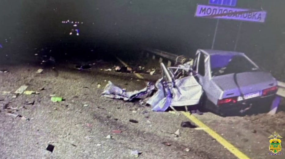 Четыре человека погибли в ДТП на трассе М-4 "Дон", сообщили в МВД по Краснодарскому краю