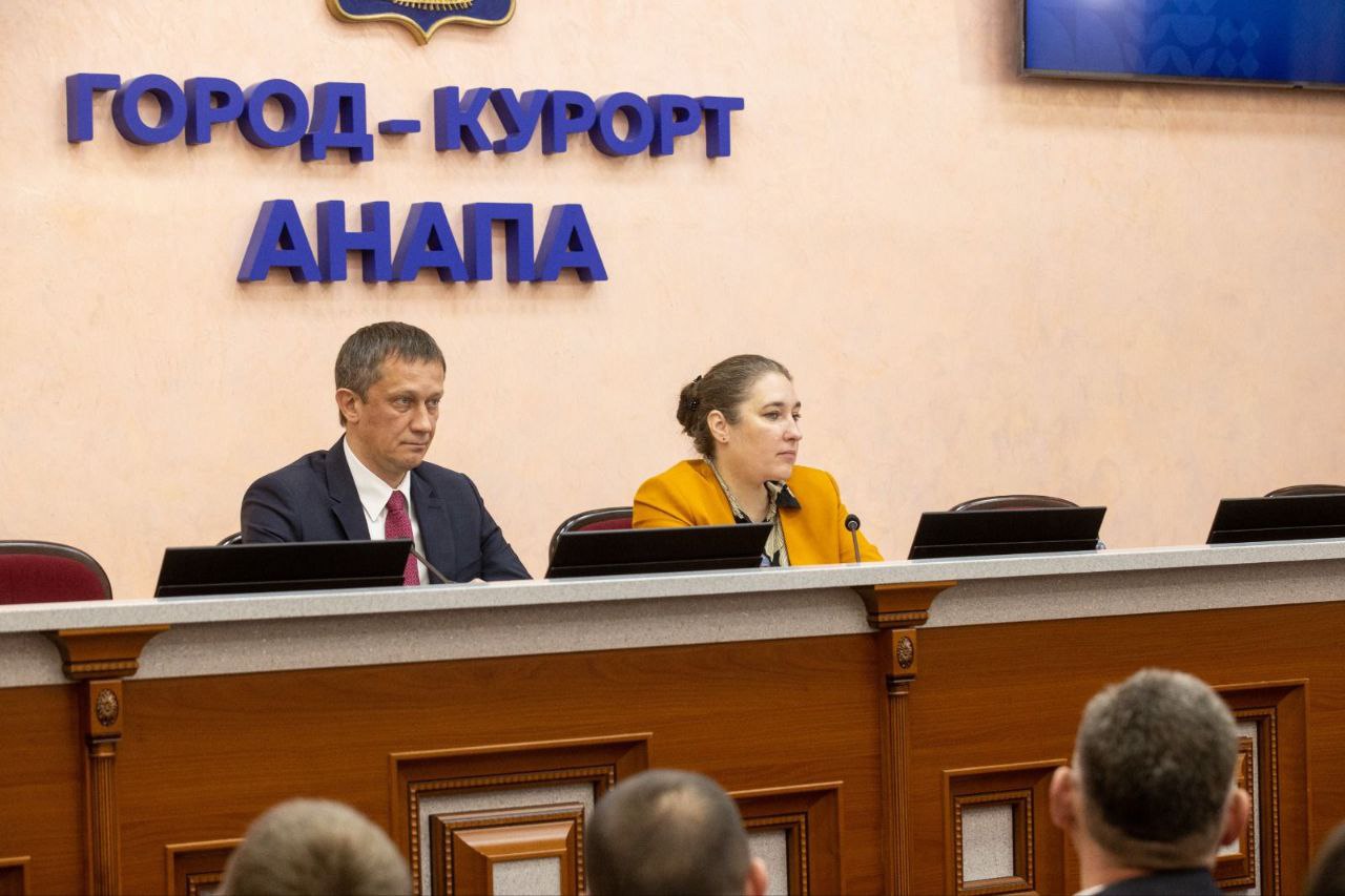 Жилищно-коммунальные и дорожные предприятия Анапы готовятся к зиме