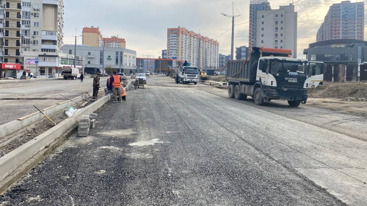 Андрей Кравченко: Масштабная реконструкция развязки по проспекту Дзержинского подходит к финалу Андрей Кравченко: Масштабная реконструкция развязки по проспекту Дзержинского подходит к финалу