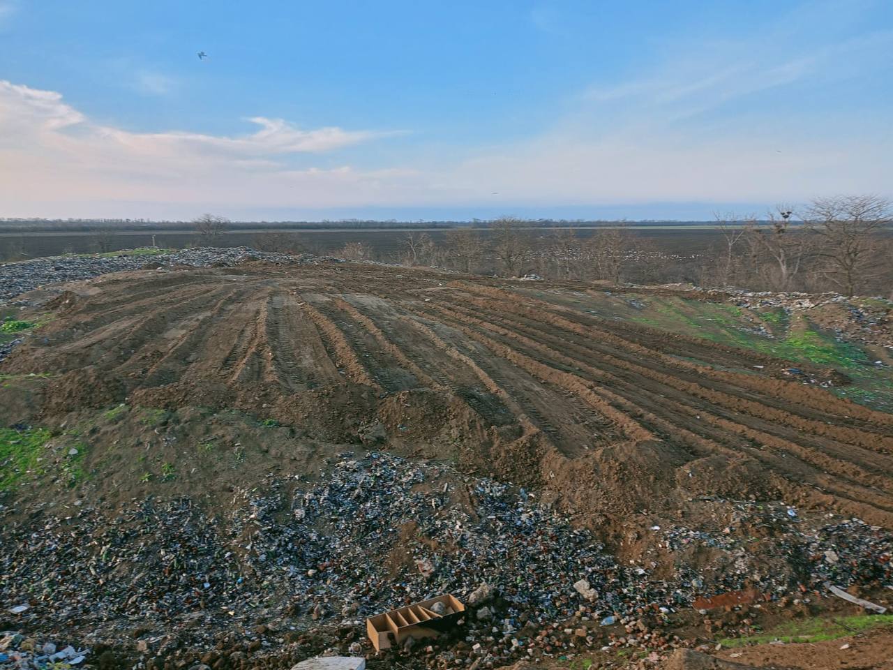 В рамках еженедельного мониторинга состояния полигона ТКО в поселке Симоновка сегодня состоялся комиссионный выезд на объект с участием представителей городской администрации и комбината коммунально-бытовых услуг В рамках еженедельного мониторинга состояния полигона ТКО в поселке Симоновка сегодня состоялся комиссионный выезд на объект с участием представителей городской администрации и комбината коммунально-бытовых услуг