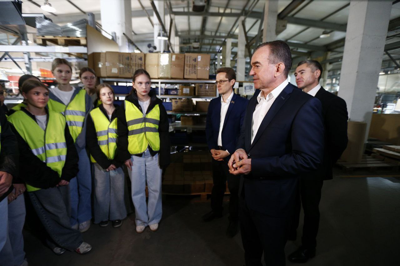 Вениамин Кондратьев посетил одно из ведущих в Краснодарском крае производств пищевого оборудования Вениамин Кондратьев посетил одно из ведущих в Краснодарском крае производств пищевого оборудования