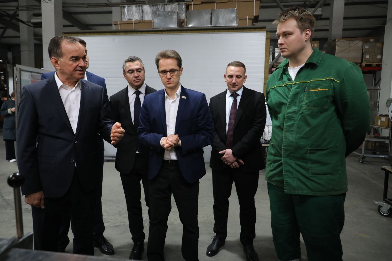 Вениамин Кондратьев посетил одно из ведущих в Краснодарском крае производств пищевого оборудования Вениамин Кондратьев посетил одно из ведущих в Краснодарском крае производств пищевого оборудования