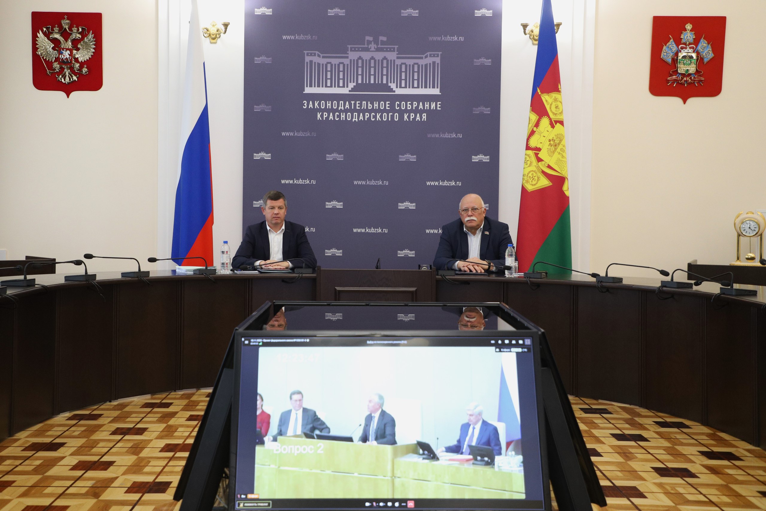 В ходе пленарного заседания Госдумы РФ под руководством Вячеслава Володина во втором чтении приняли проект федерального бюджета на 2026-2028 годы