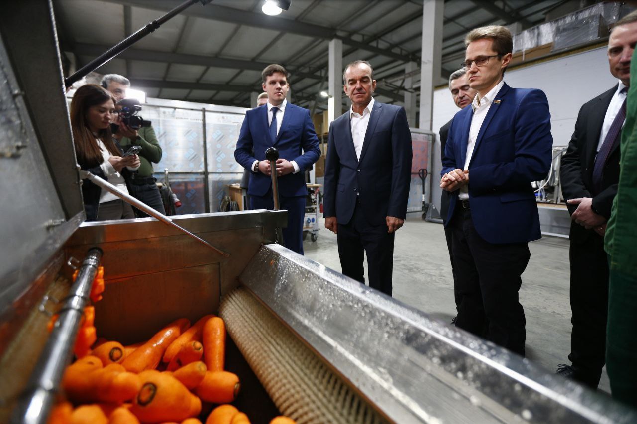 Вениамин Кондратьев посетил одно из ведущих в Краснодарском крае производств пищевого оборудования Вениамин Кондратьев посетил одно из ведущих в Краснодарском крае производств пищевого оборудования