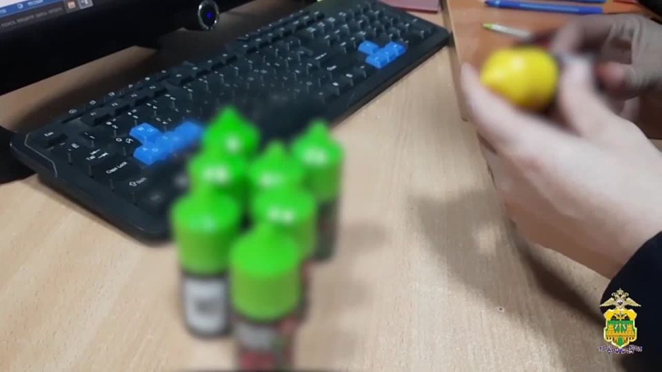 159 флаконов с жидкостью для вейпов изъяли полицейские в Тихорецке