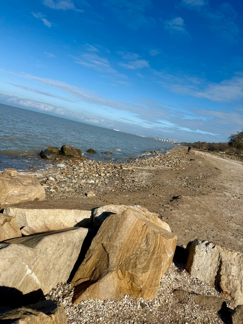 Доброе утро!. «Жизнь — это то, что люди больше всего стремятся сохранить и меньше всего берегут», — сказал французский писатель Жан де Лабрюйер