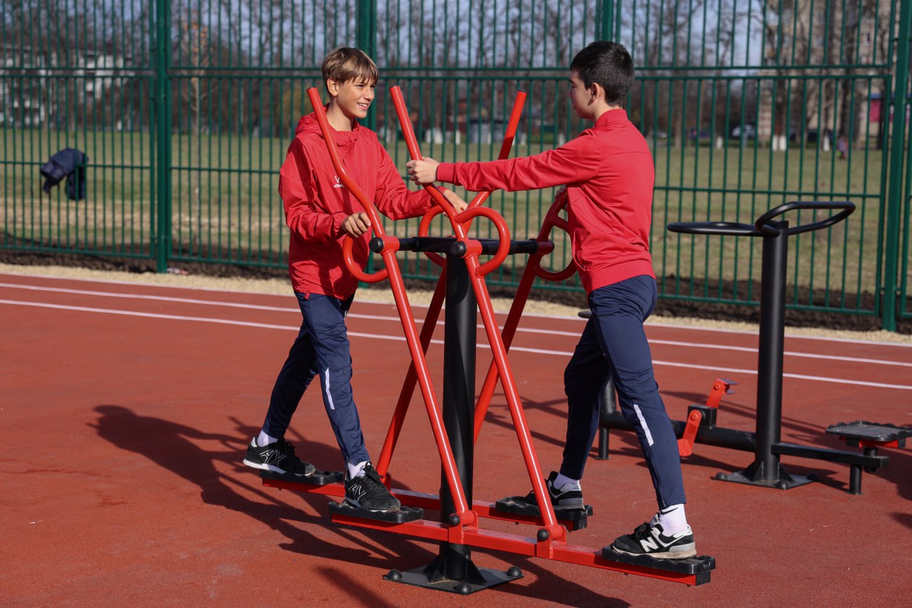 В ПОСЕЛКЕ «ВОСТОК» ОТКРЫЛИ СПОРТИВНУЮ ПЛОЩАДКУ В РАМКАХ «ИНИЦИАТИВНОГО БЮДЖЕТИРОВАНИЯ» В ПОСЕЛКЕ «ВОСТОК» ОТКРЫЛИ СПОРТИВНУЮ ПЛОЩАДКУ В РАМКАХ «ИНИЦИАТИВНОГО БЮДЖЕТИРОВАНИЯ»