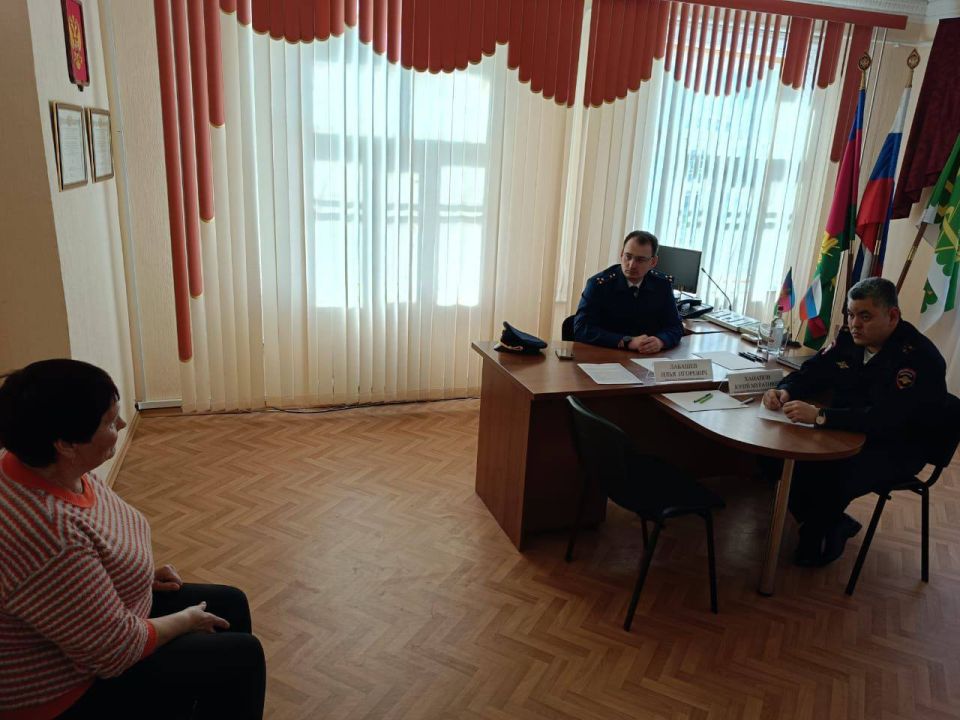 Прокурором Курганинского района проведен выездной прием граждан в Константиновском сельском поселении