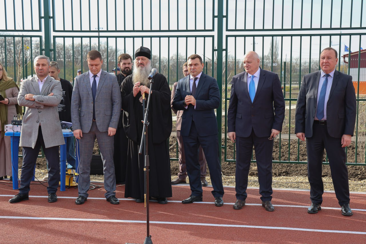 В ПОСЕЛКЕ «ВОСТОК» ОТКРЫЛИ СПОРТИВНУЮ ПЛОЩАДКУ В РАМКАХ «ИНИЦИАТИВНОГО БЮДЖЕТИРОВАНИЯ» В ПОСЕЛКЕ «ВОСТОК» ОТКРЫЛИ СПОРТИВНУЮ ПЛОЩАДКУ В РАМКАХ «ИНИЦИАТИВНОГО БЮДЖЕТИРОВАНИЯ»