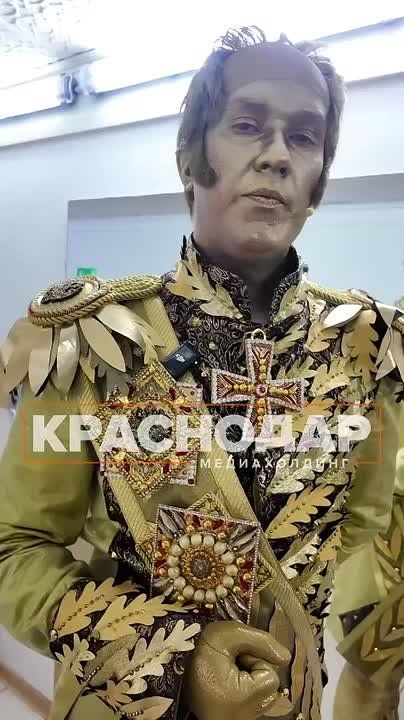 Александр I поприветствовал зрителей спектакля «Первый бал Наташи Ростовой»