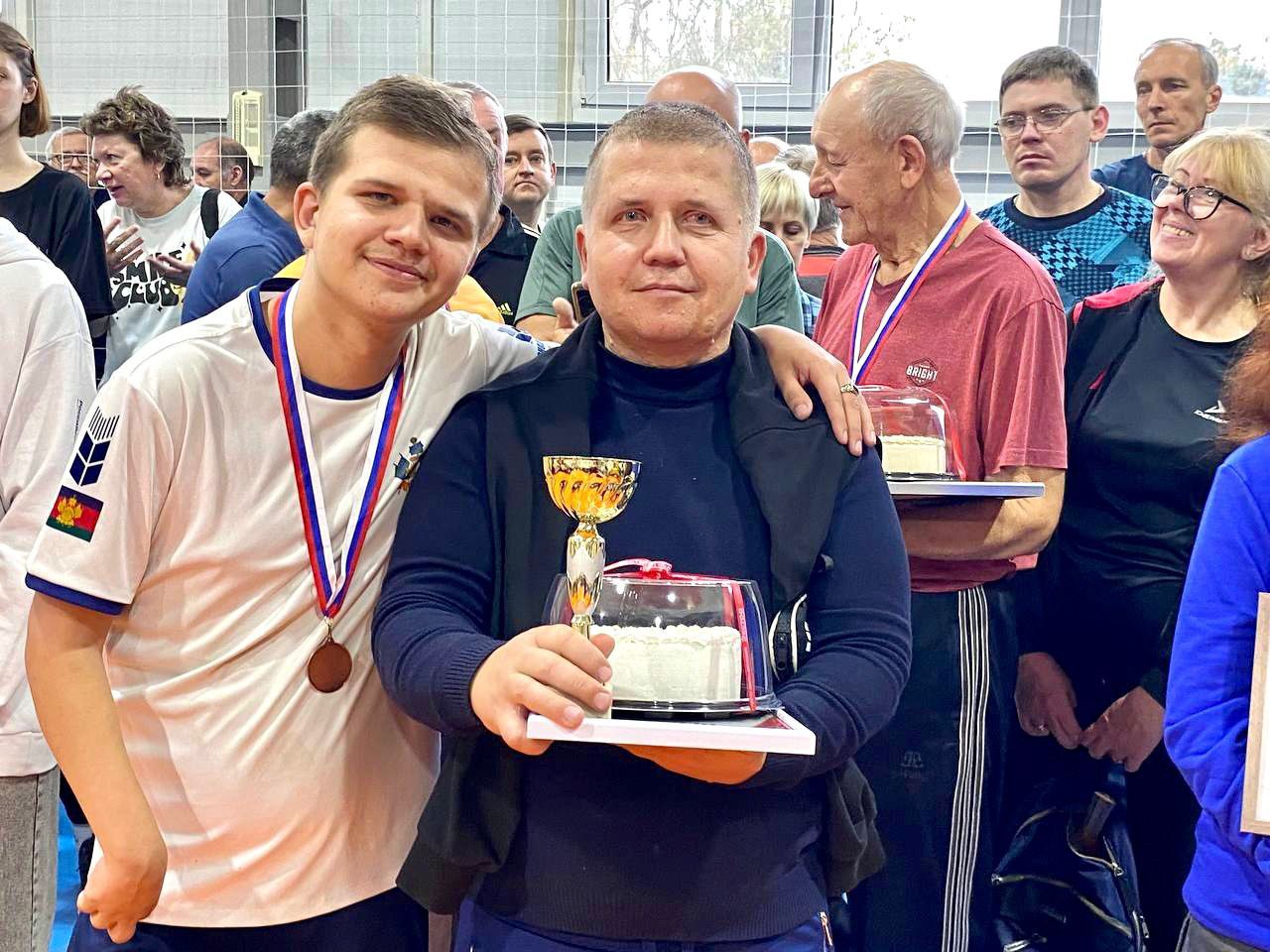 15 ноября в спортивном комплексе «Приазовье» прошел VI турнир по настольному теннису, посвященный памяти почетного гражданина Ейского района Белан Алексея Никитовича 15 ноября в спортивном комплексе «Приазовье» прошел VI турнир по настольному теннису, посвященный памяти почетного гражданина Ейского района Белан Алексея Никитовича