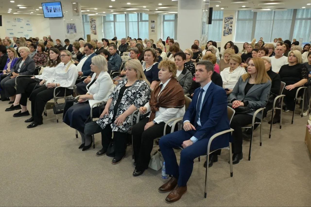 В Сочи ко Дню избирательной системы Краснодарского края подвели итоги конкурса среди участковых избирательных комиссий В Сочи ко Дню избирательной системы Краснодарского края подвели итоги конкурса среди участковых избирательных комиссий