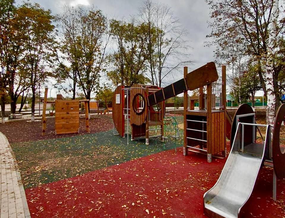 В хуторе Садовом Отрадненского района благоустроили парк В хуторе Садовом Отрадненского района благоустроили парк