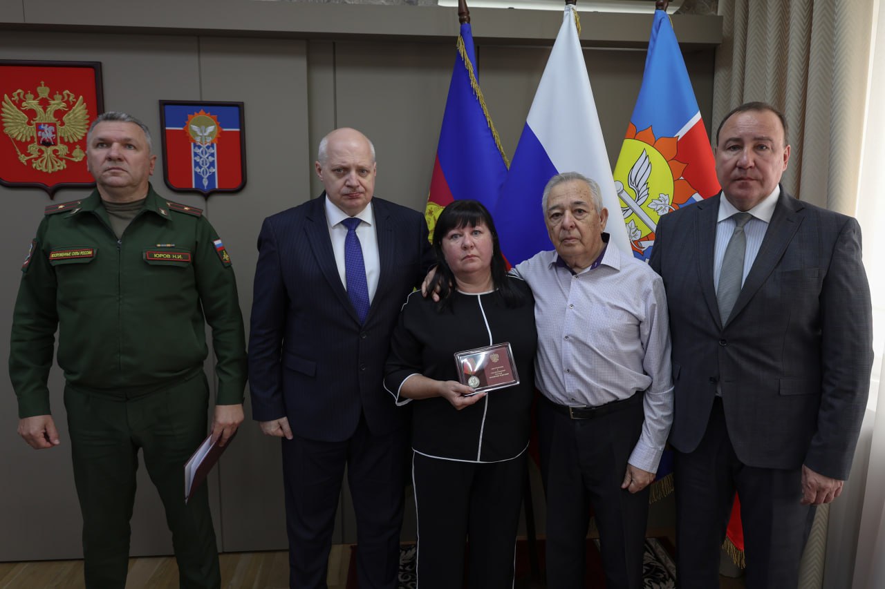 ГОСУДАРСТВЕННЫМИ НАГРАДАМИ ПОСМЕРТНО НАГРАДИЛИ ЧЕТЫРЕХ АРМАВИРЦЕВ ГОСУДАРСТВЕННЫМИ НАГРАДАМИ ПОСМЕРТНО НАГРАДИЛИ ЧЕТЫРЕХ АРМАВИРЦЕВ