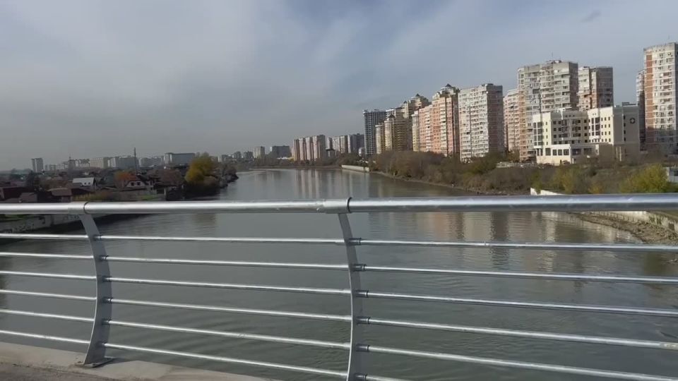 Обновлённая половина Тургеневского моста готовится к открытию