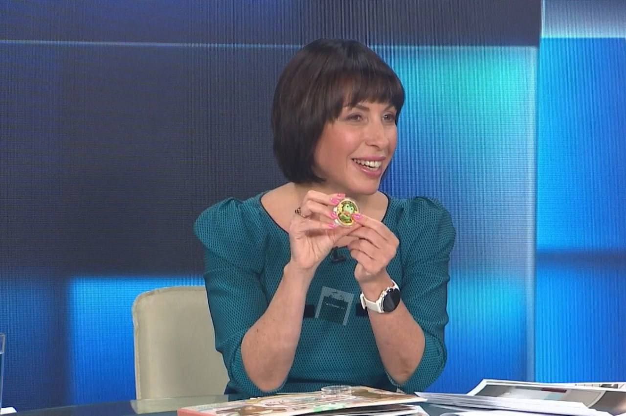 В России будут выдавать медаль со змеей за рождение ребенка В России будут выдавать медаль со змеей за рождение ребенка