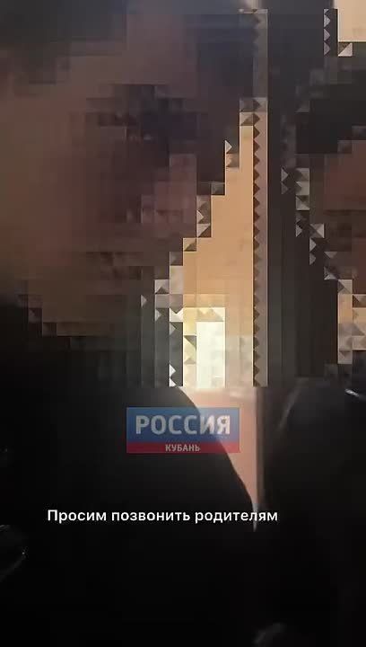 В Немецкой Деревне на детской площадке произошёл конфликт с участием подростков