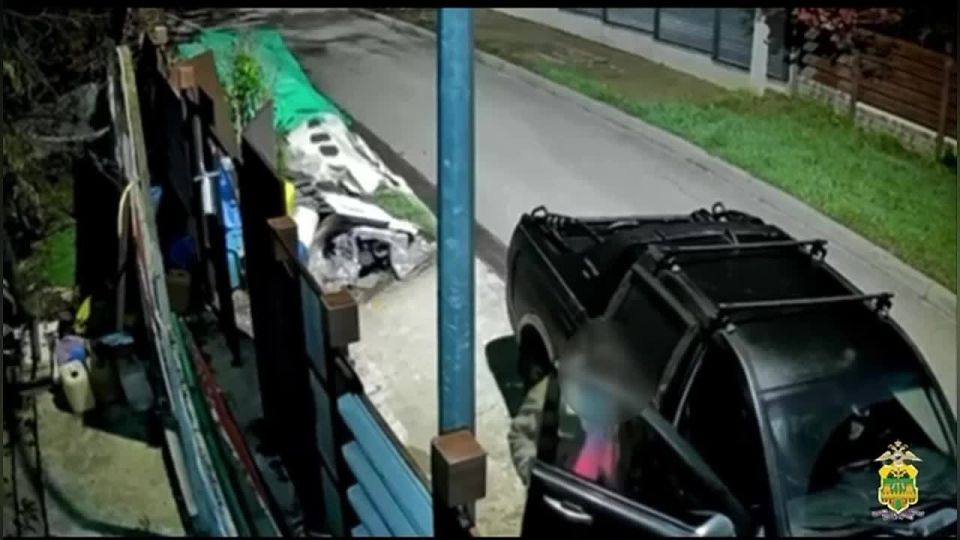 Обокрал и поглумился. Житель Красной Поляны видел десятый сон, а его в это время нагло ограбили