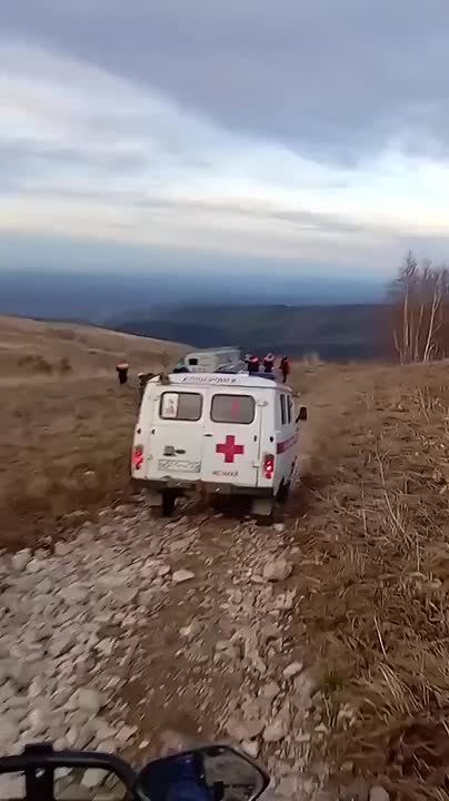 Туристы перевернулись на квадроцикле у горы «Двухэтажка»