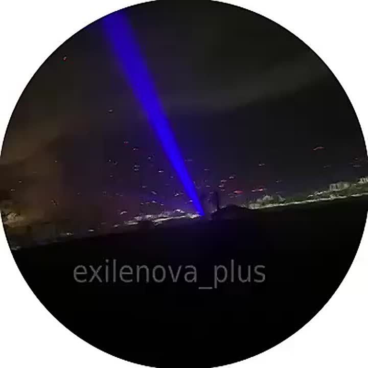 Плотность работы огневых групп в Новороссийские на кадрах от местных жителей, опубликованных украинскими каналами