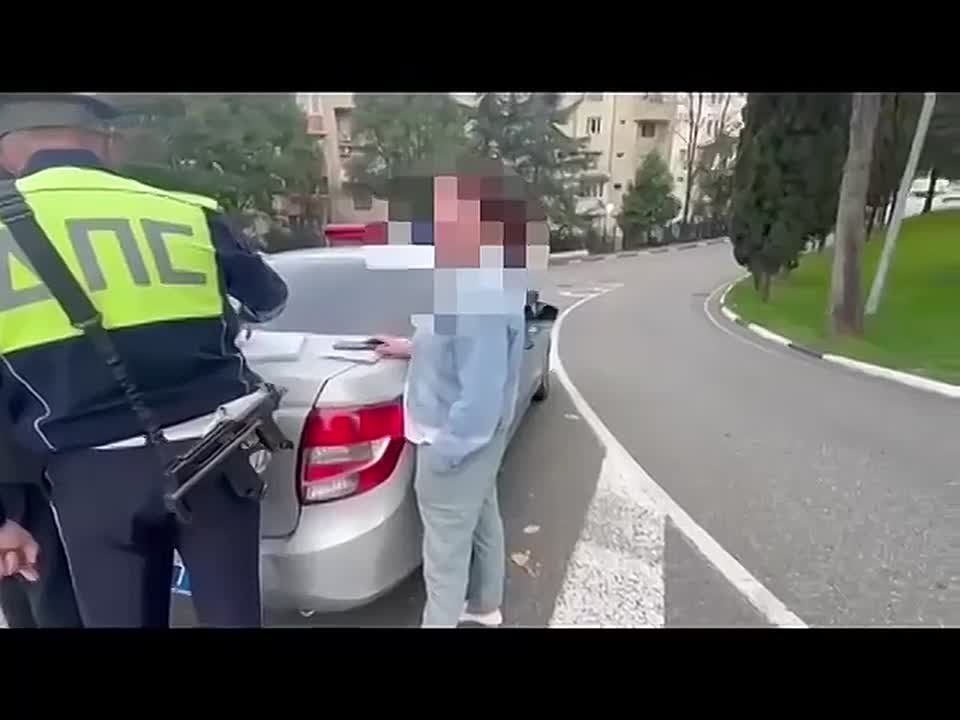 Пьяная таксистка на «китайце» возила пассажиров по Сочи