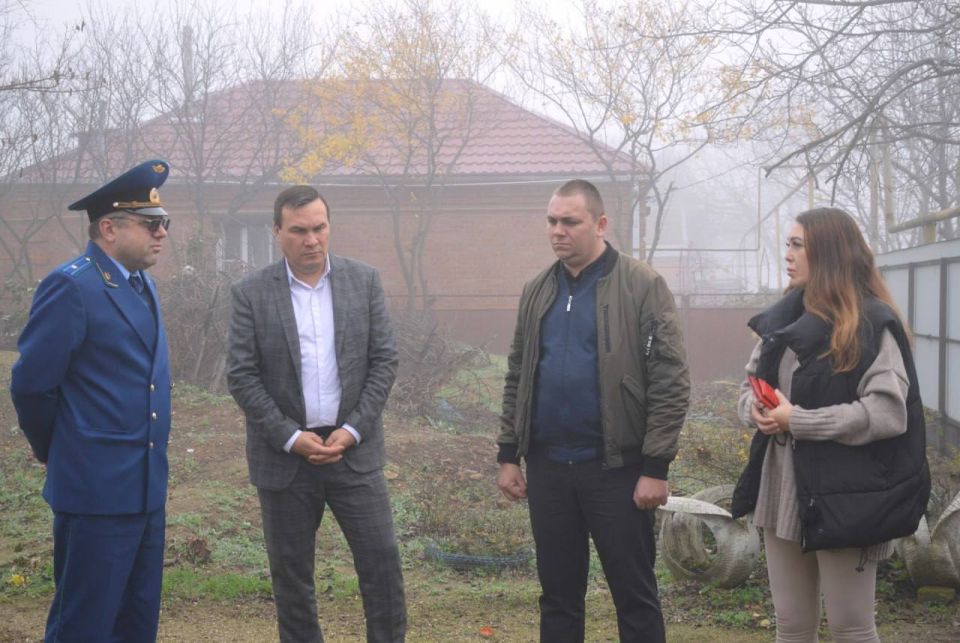 Руководством прокуратуры Щербиновского района в отдаленных сельских поселениях проведен выездной личный прием участников СВО и членов их семей