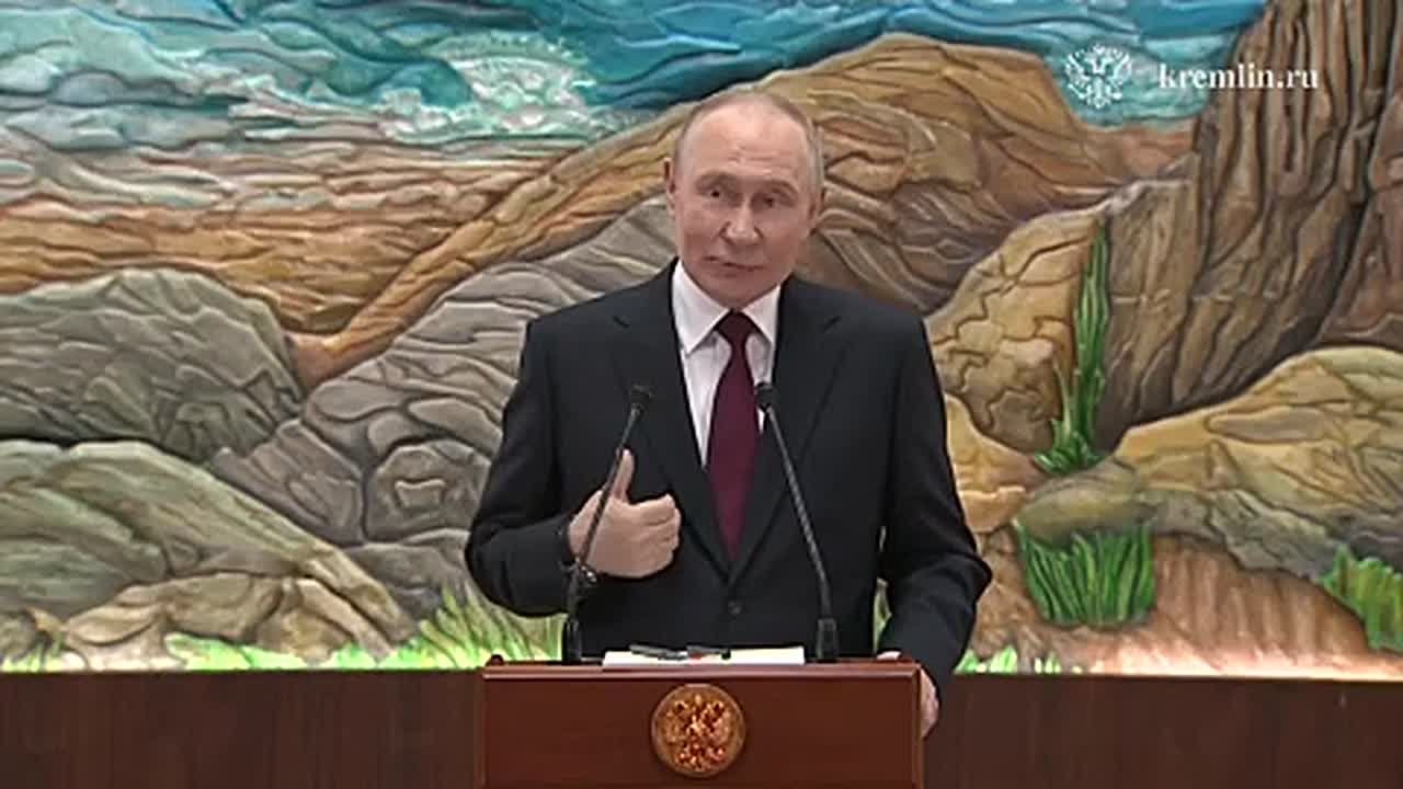 Подписывать документы с украинским руководством бессмысленно