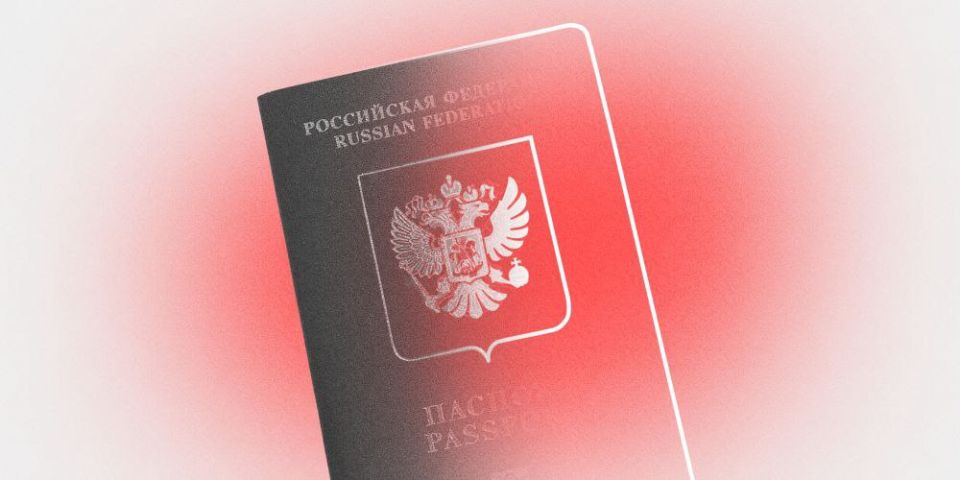 Как поменять паспорт, если место регистрации и фактического проживания отличаются?