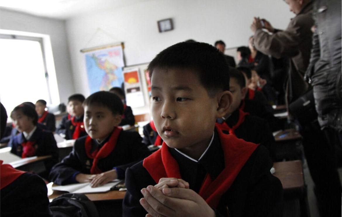 Русский язык стал обязательным для изучения в школах КНДР