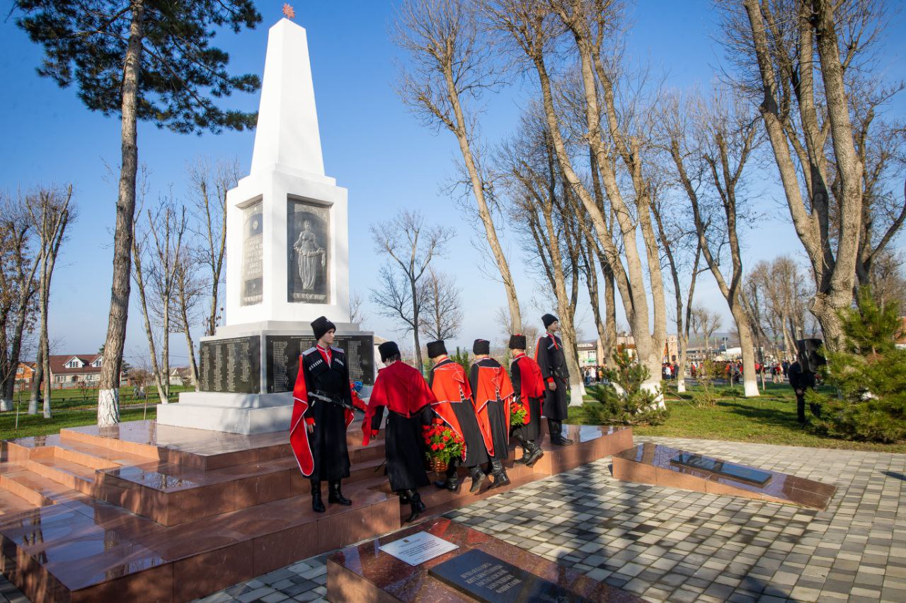 На Гостагаевских поминовениях почтили память жертв фашизма На Гостагаевских поминовениях почтили память жертв фашизма