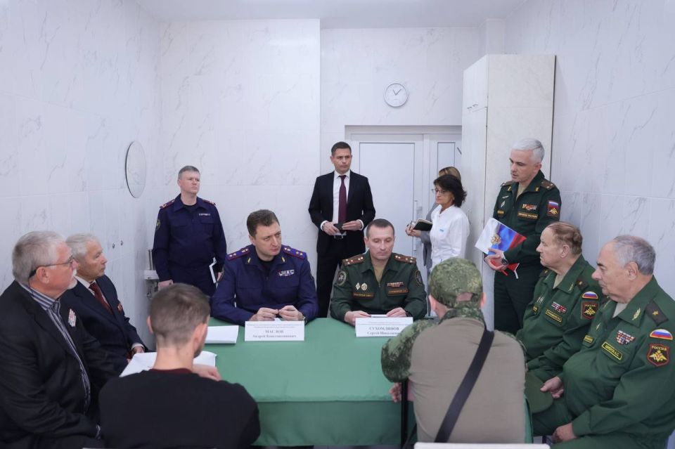 Руководитель краевого следственного управления СКР посетил военную поликлинику в Краснодаре