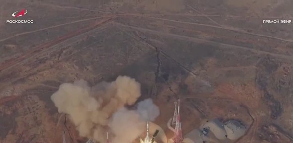 Сегодня с космодрома Байконур взлетела ракета-носитель «Союз-2.1а» с пилотируемым кораблем «Союз МС-28»