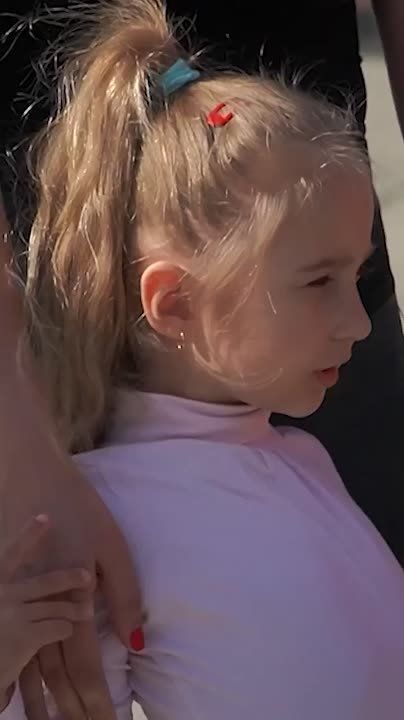 Сначала о травме написал дочери…