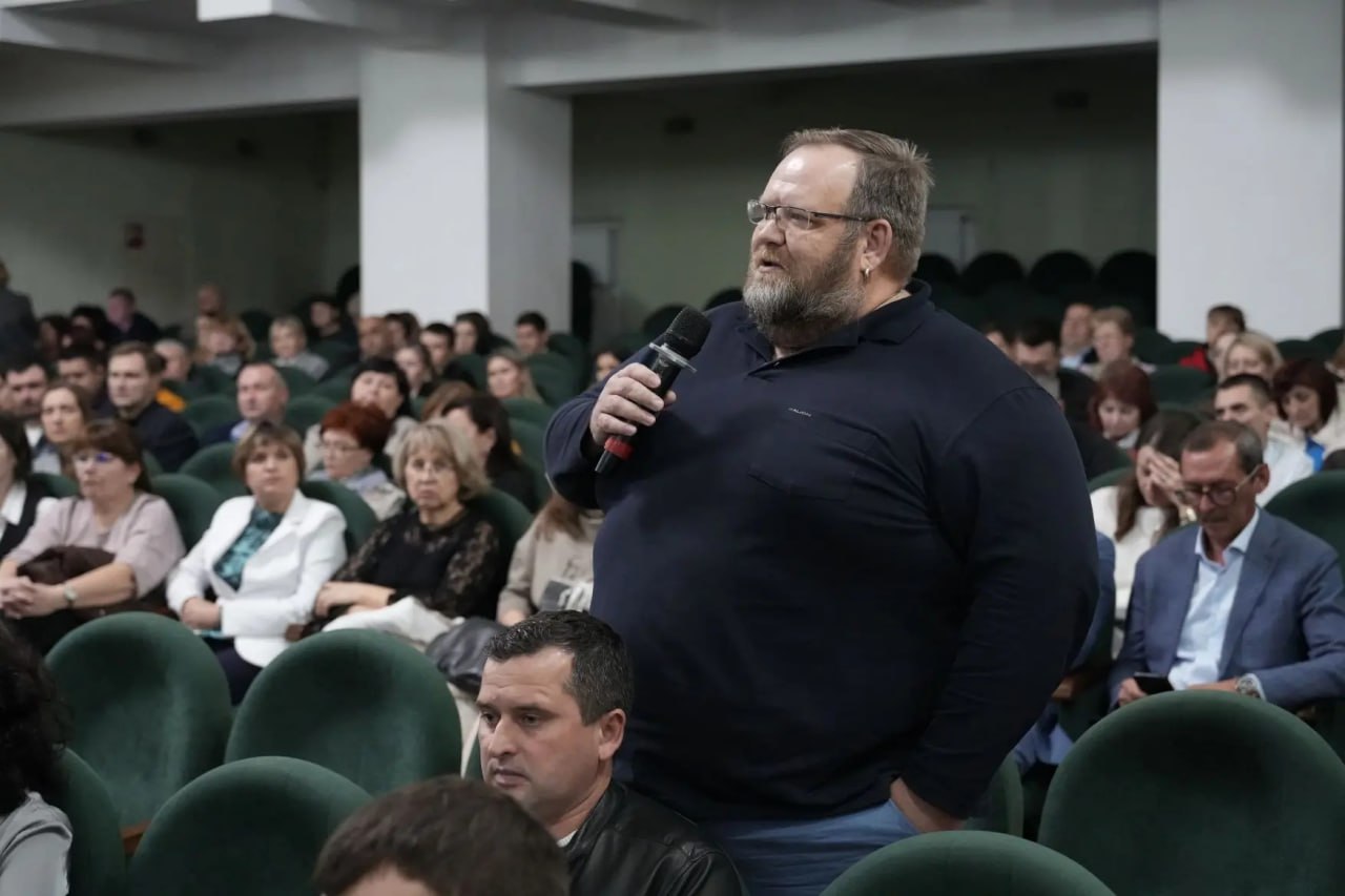 Порядка 400 предпринимателей приняли участие в межмуниципальном бизнес-форуме в Тимашевске Порядка 400 предпринимателей приняли участие в межмуниципальном бизнес-форуме в Тимашевске